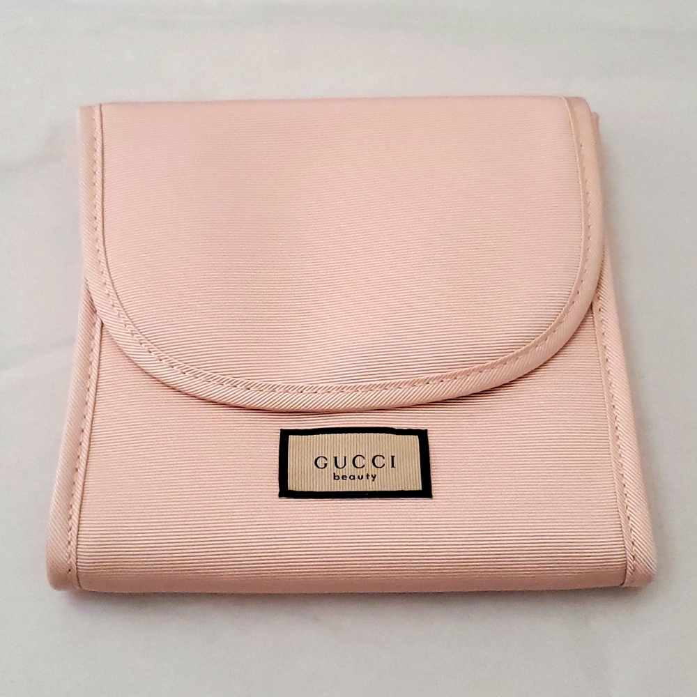 Brand New never used GUCCI pink flap bag pouch floral interior with snap closure